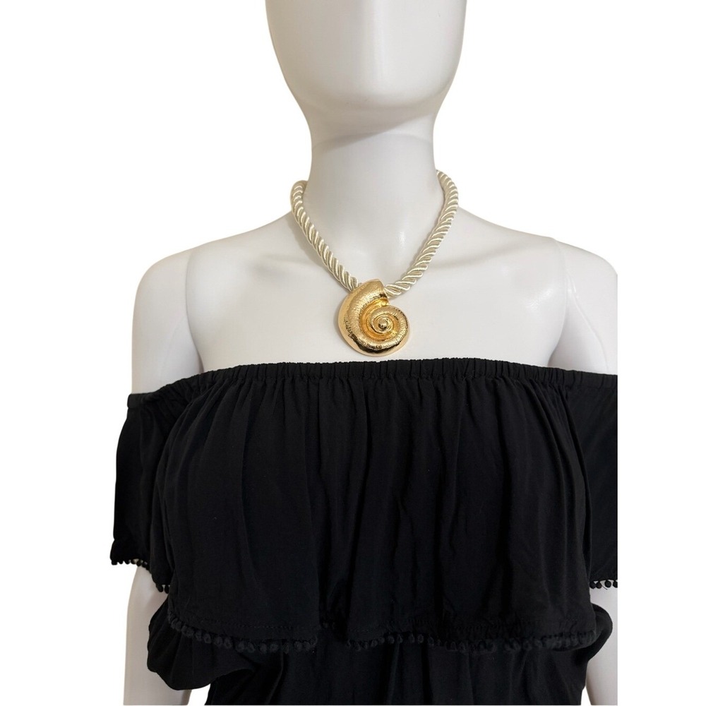 Piper K Gold Shell Rope Statement Necklace